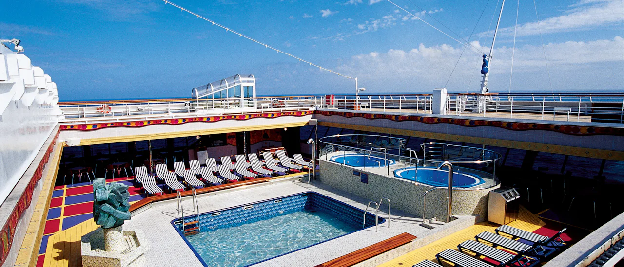 Relaxing pool deck at the aft of the ship