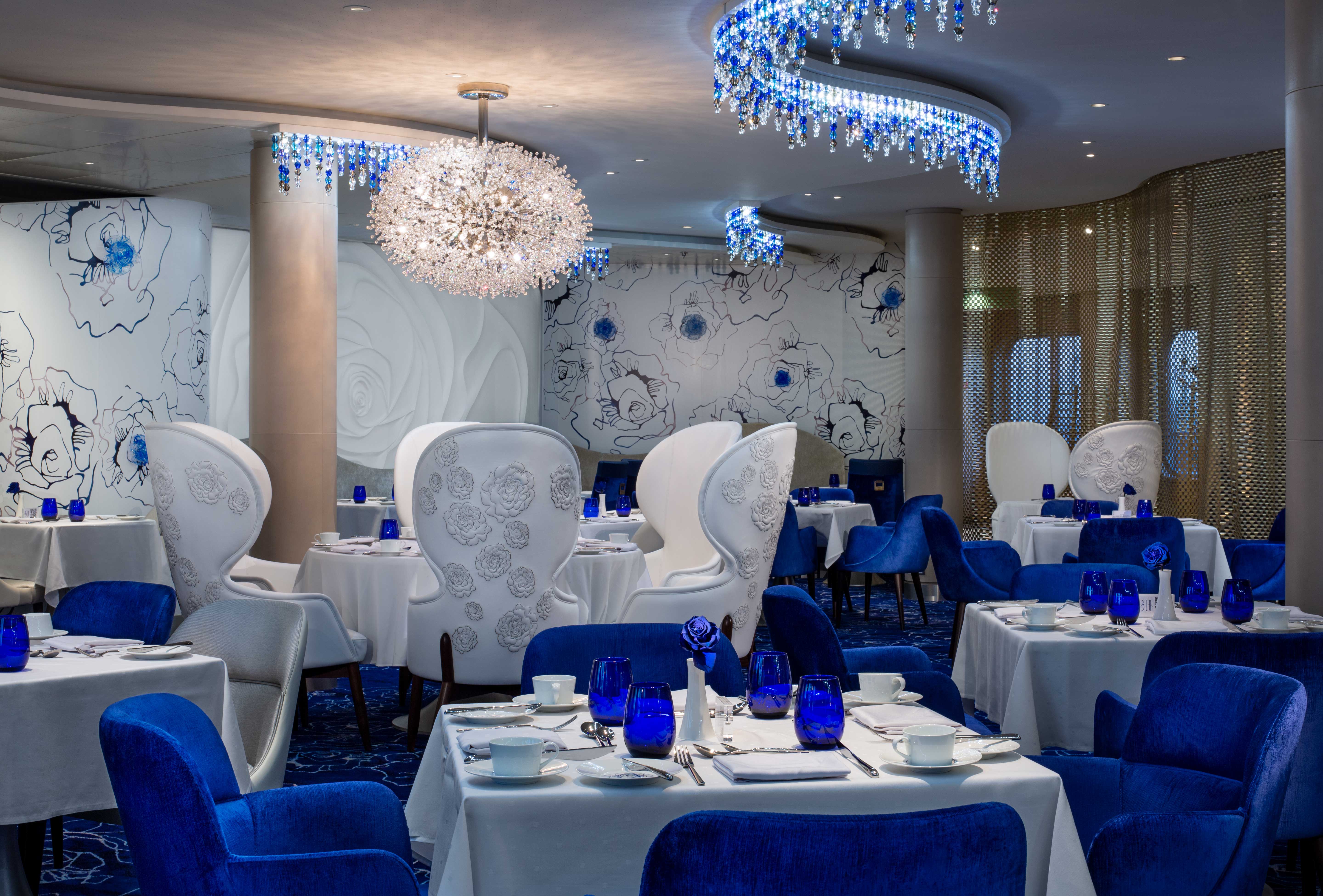 Intimate and exclusively for AquaClass guests, Blu serves clean-eating dishes for breakfast and dinner