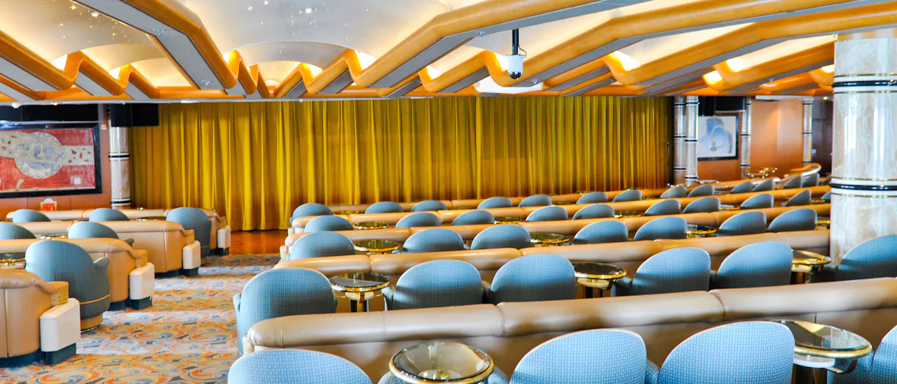 Vista Show Lounge