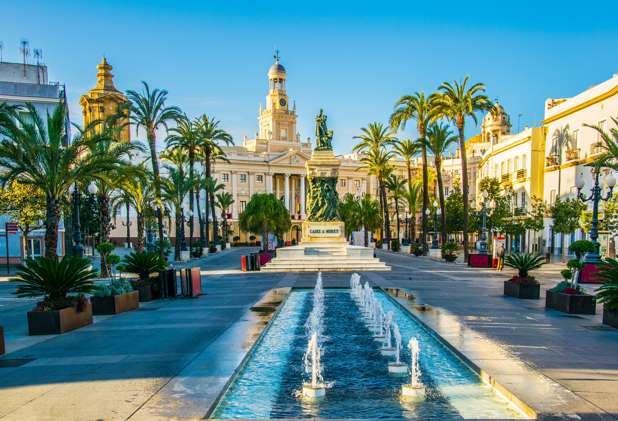 2. Southampton To Malaga With Cadiz & 4* Torremolinos Stay