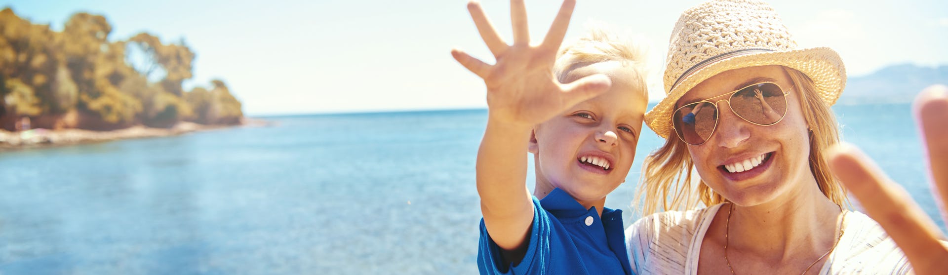 Family-cruises-family-mother-son