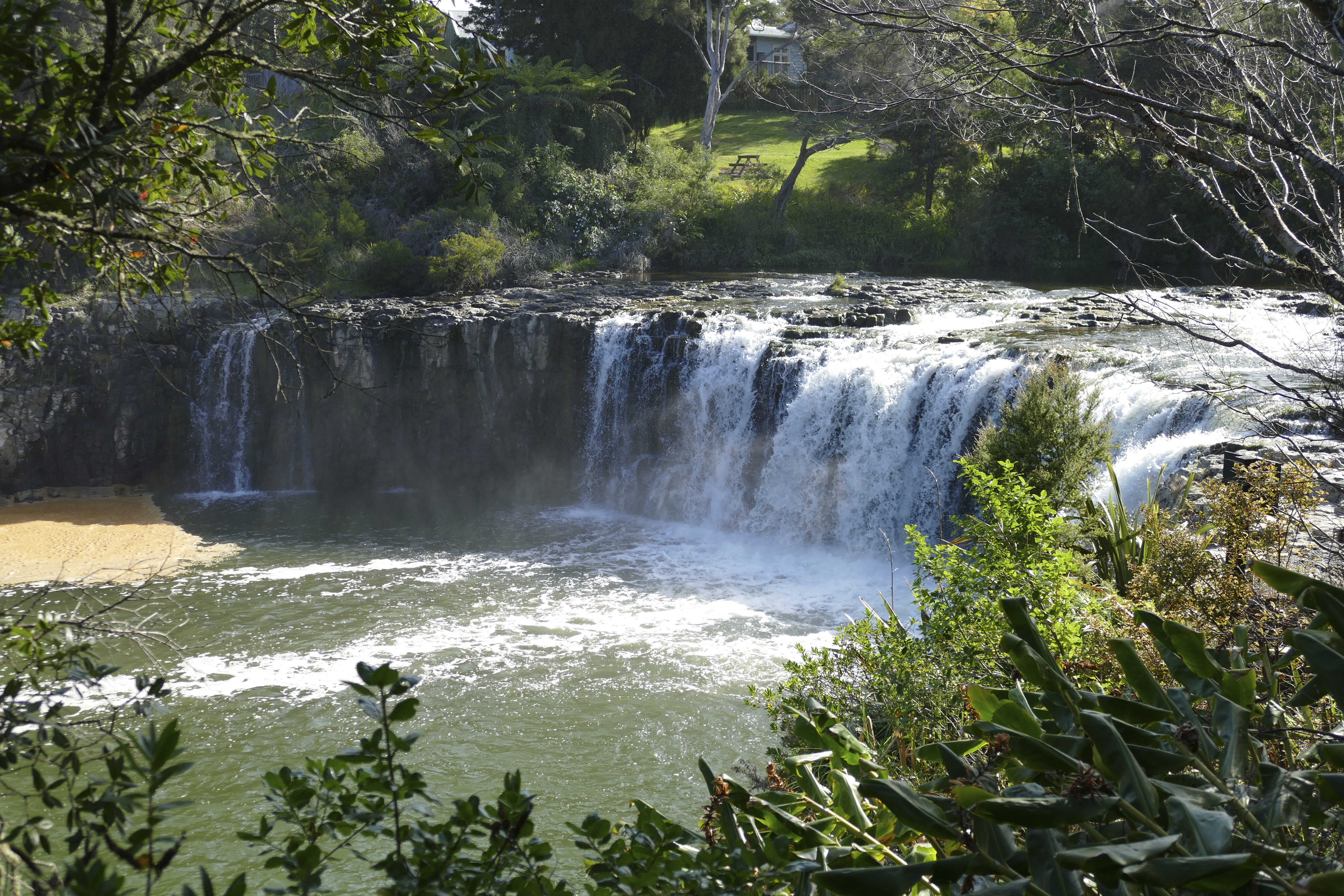 Haruru Waterfall