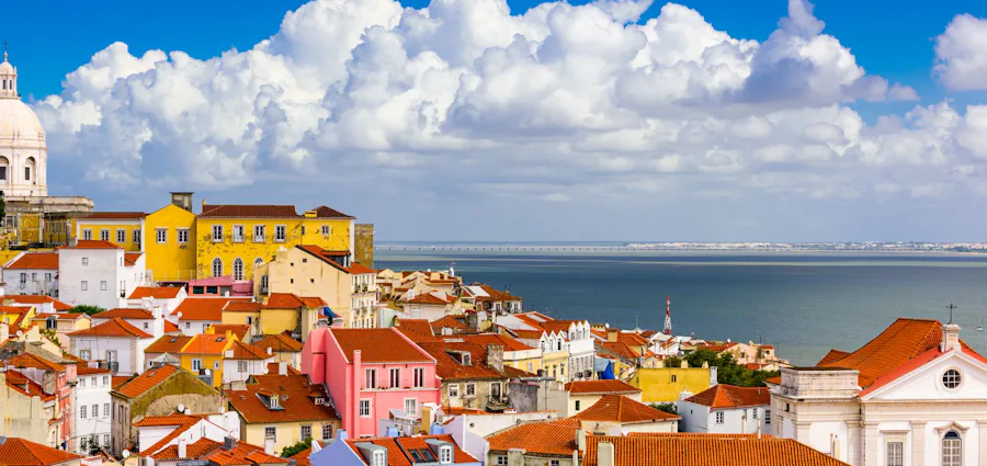 1. A Halloween Spanish & Portuguese Adventure