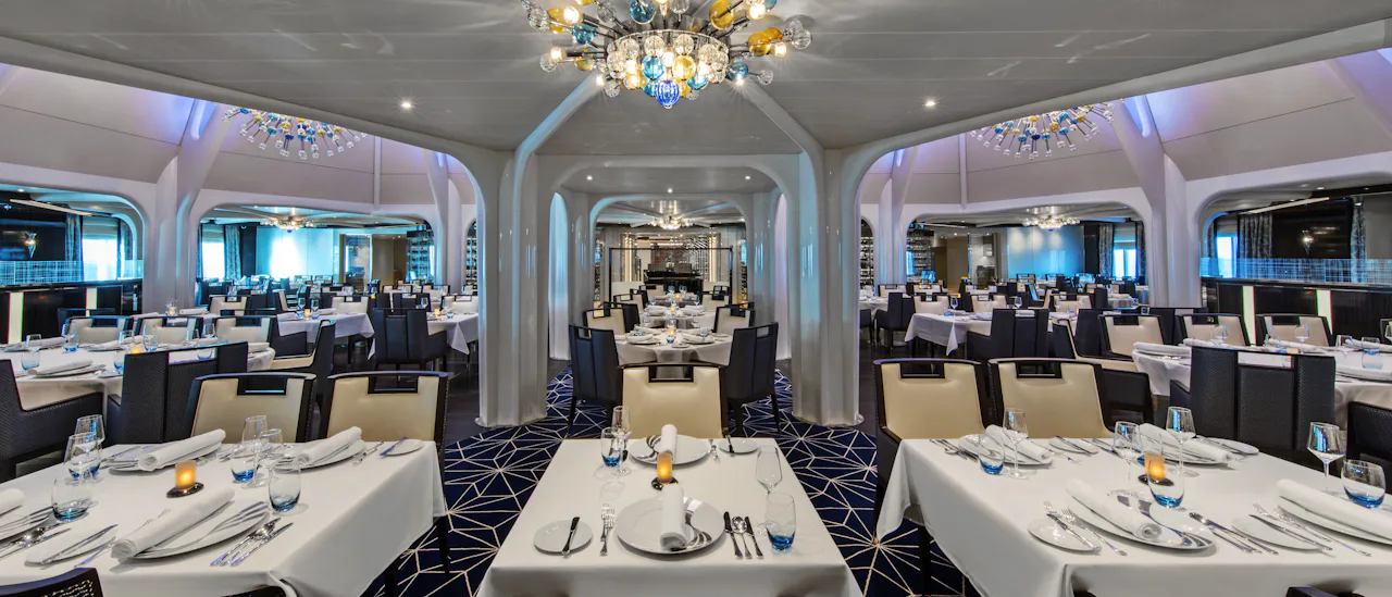Restaurant onboard Seabourn Ovation