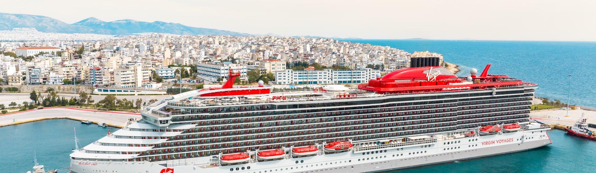 Resilient Lady at sea
