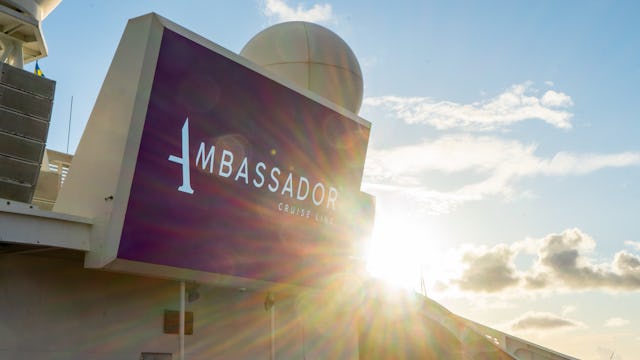 Big Screen/cinema screen - Ambience