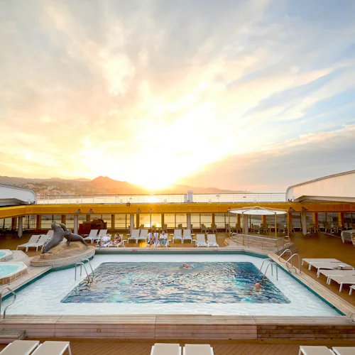 Swimming pool on Borealis