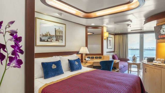 Princess Grill Suite onboard Queen Elizabeth