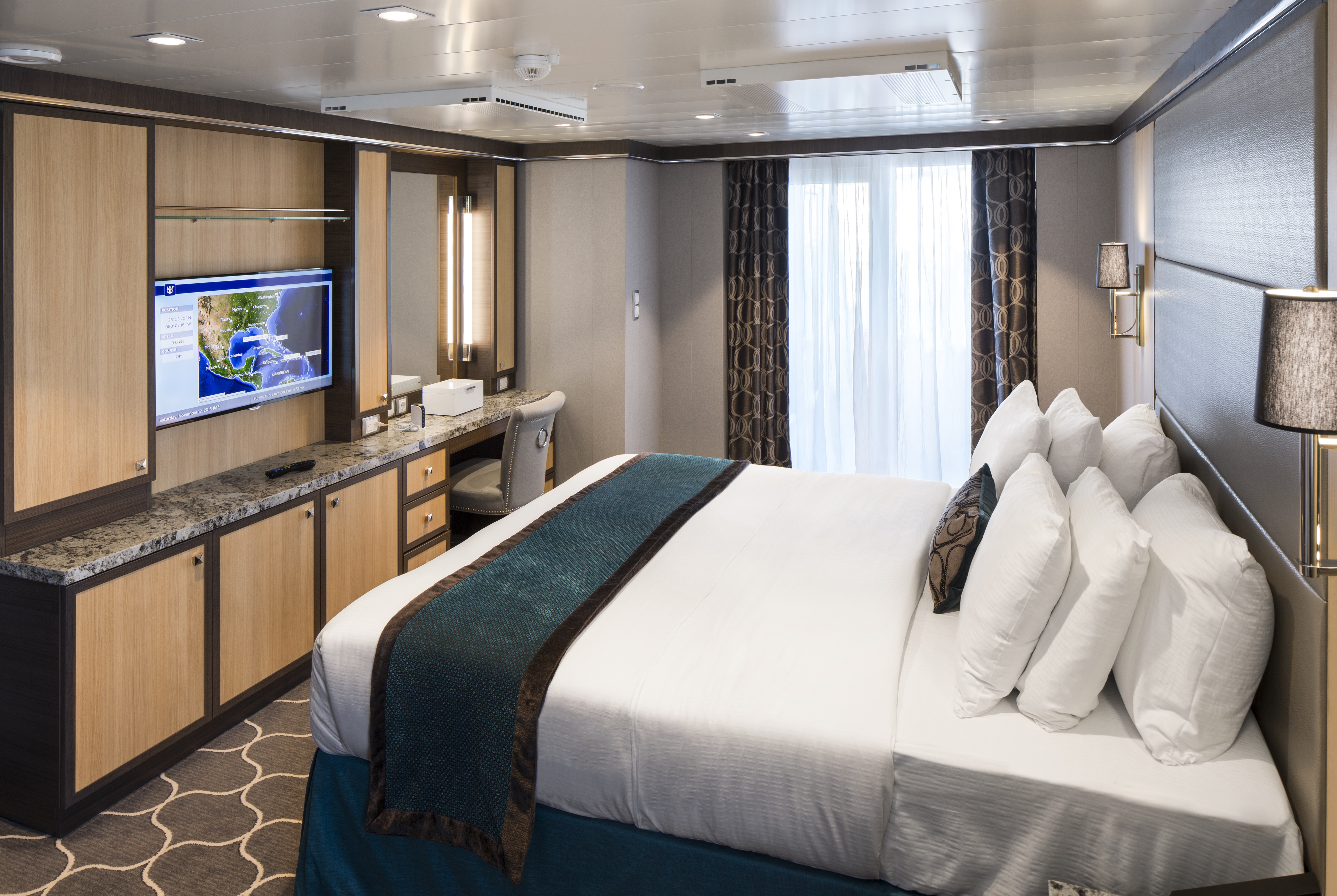 AquaTheatre Stateroom on Harmony of the Seas