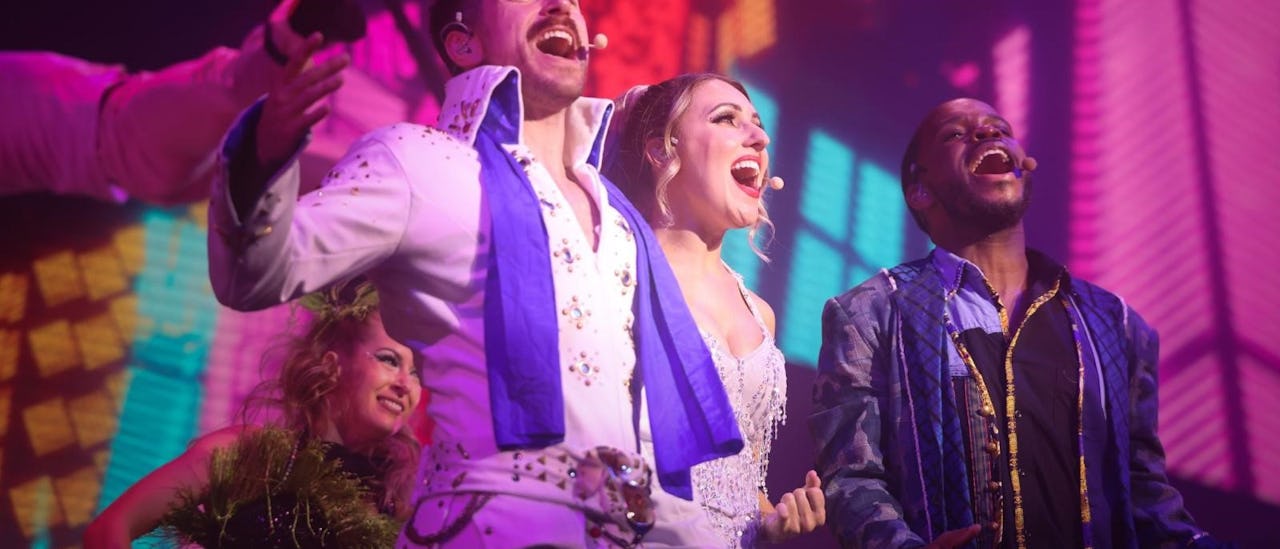 A live show onboard a Carnival cruise