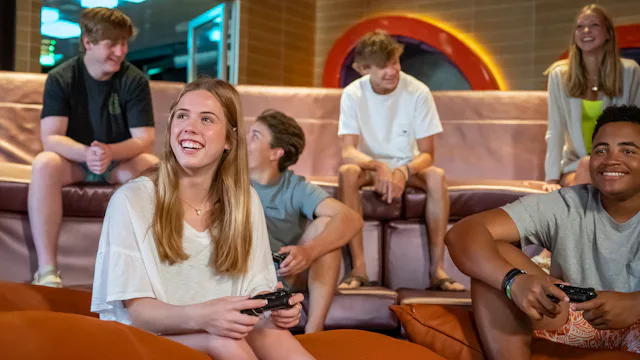 Vibe Teen Club on Disney Wish