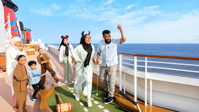 Crazy golf on Disney Dream