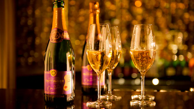 Ooh La La Champagne Bar Disney Fantasy