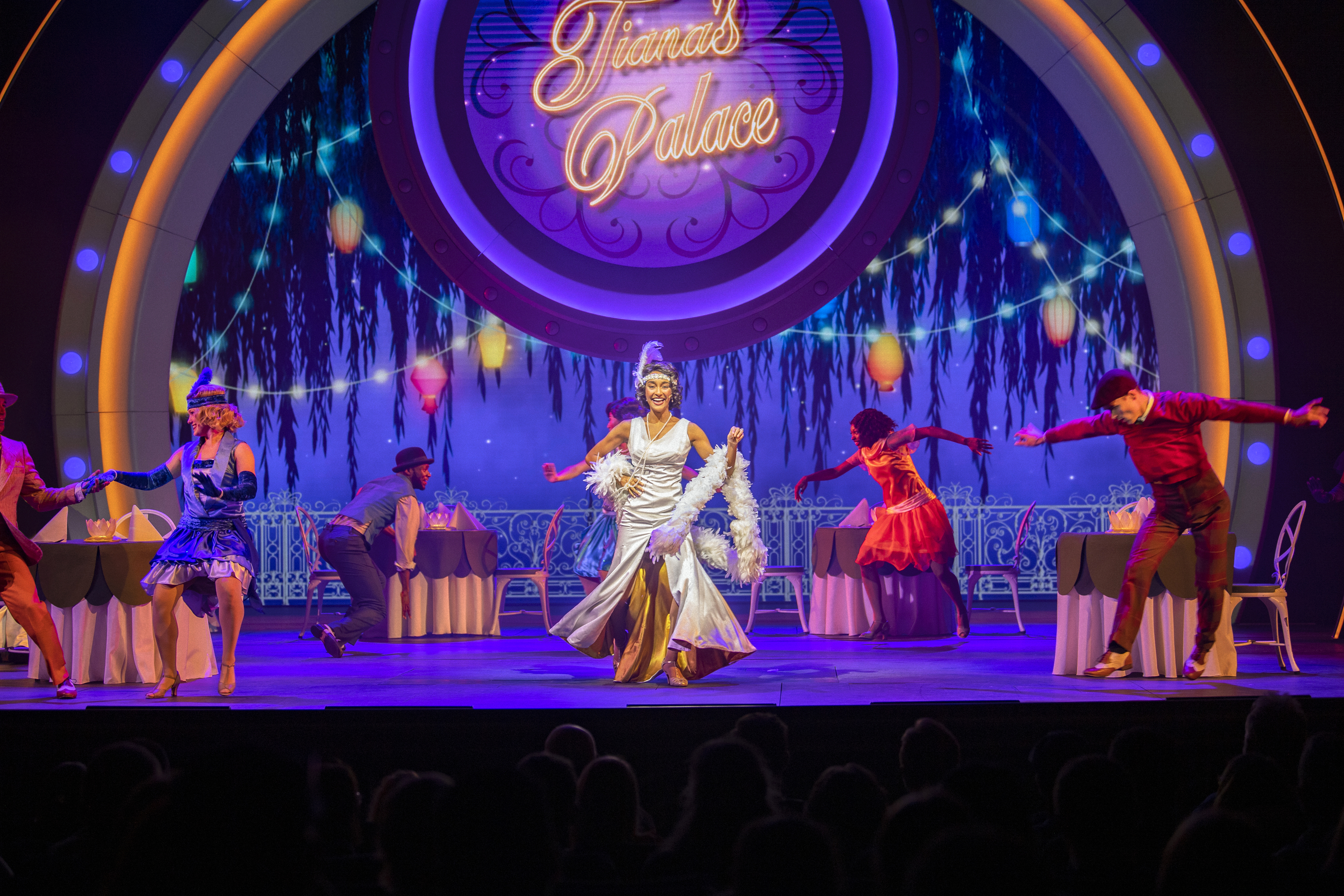 Disney Wish Seas the Adventure Show