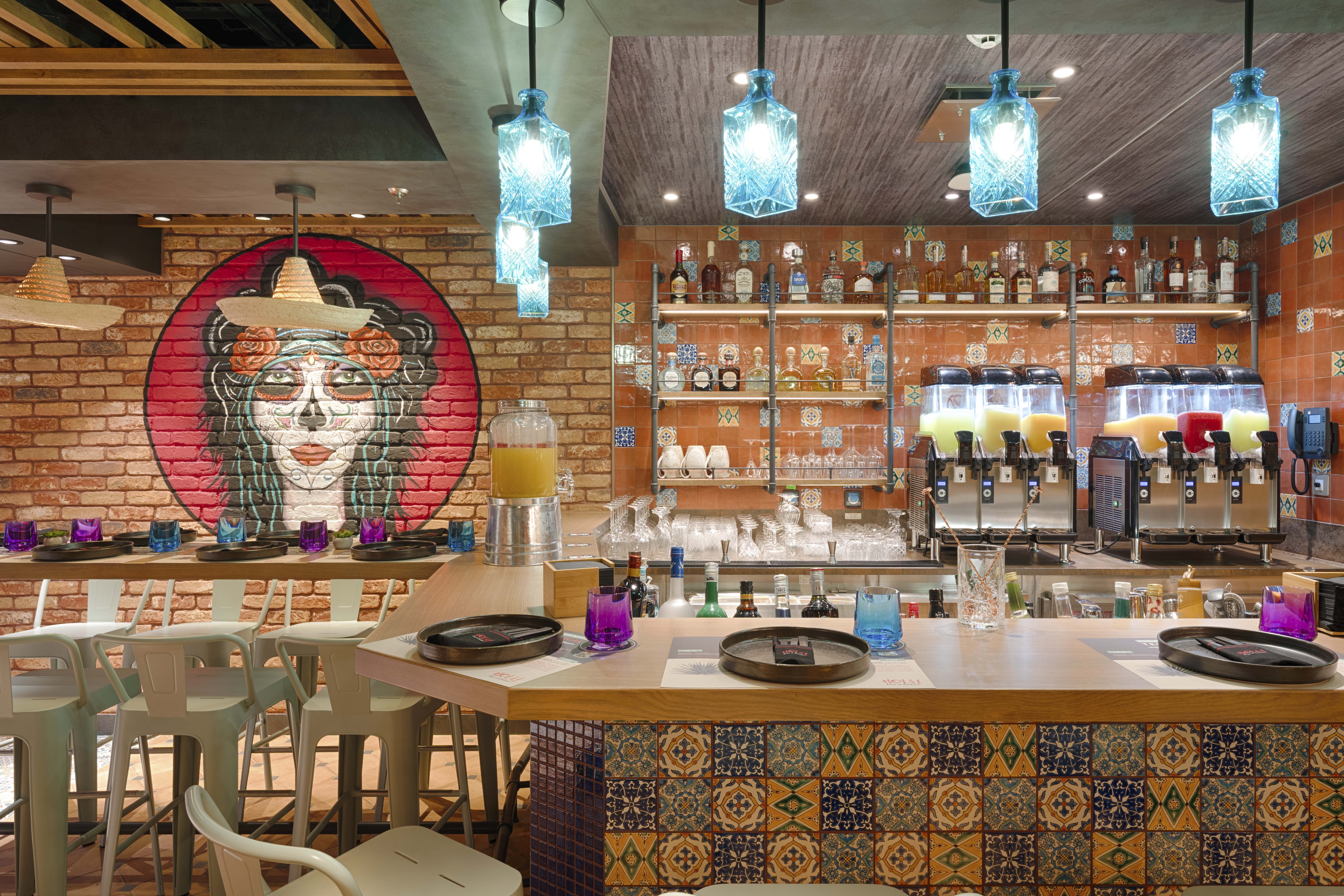 Hola! Tacos & Cantina