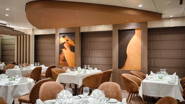 Les Dunes Restaurant