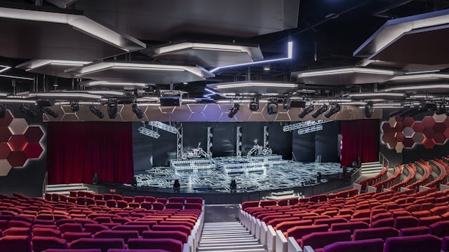 MSC World Atlantic, World Theatre