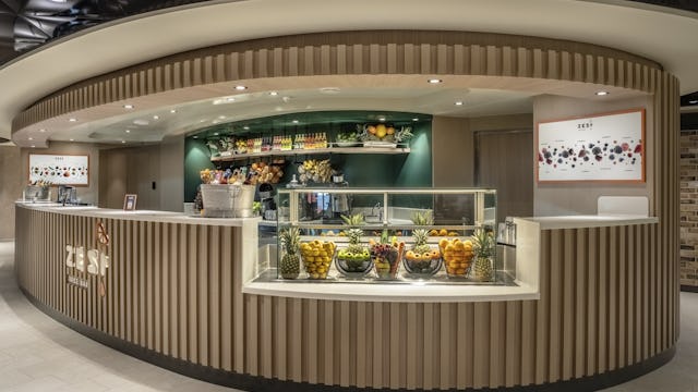 Zest Juice Bar on MSC World Asia
