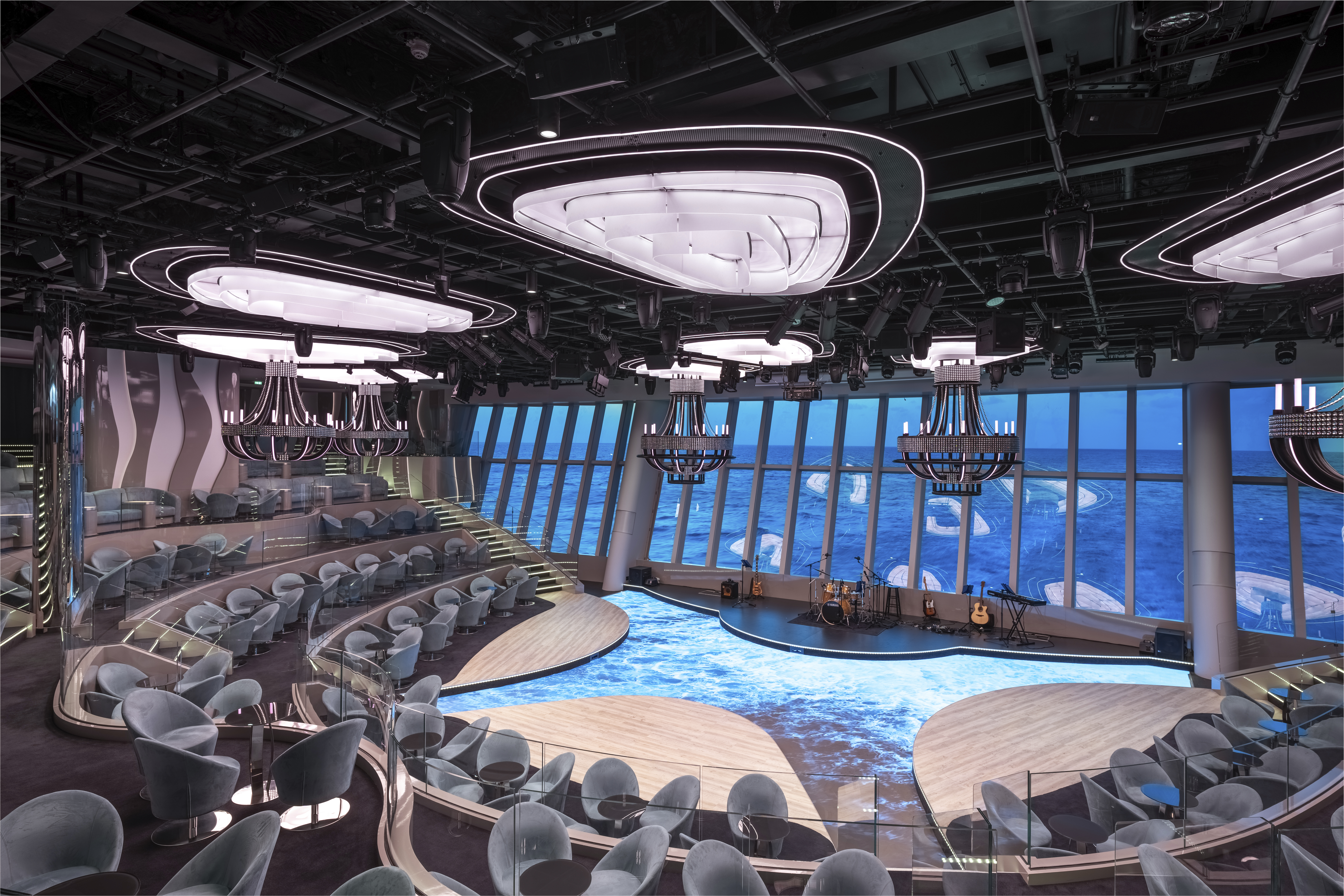 MSC World Asia Panorama Lounge