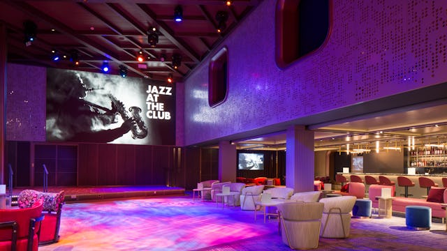 The Club on Celebrity Beyond