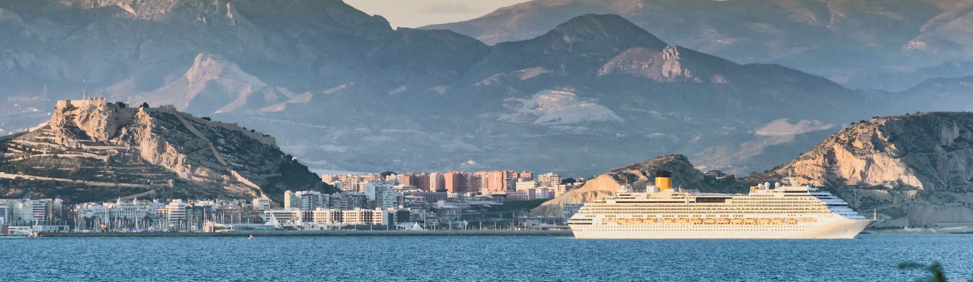 Alicante Cruises