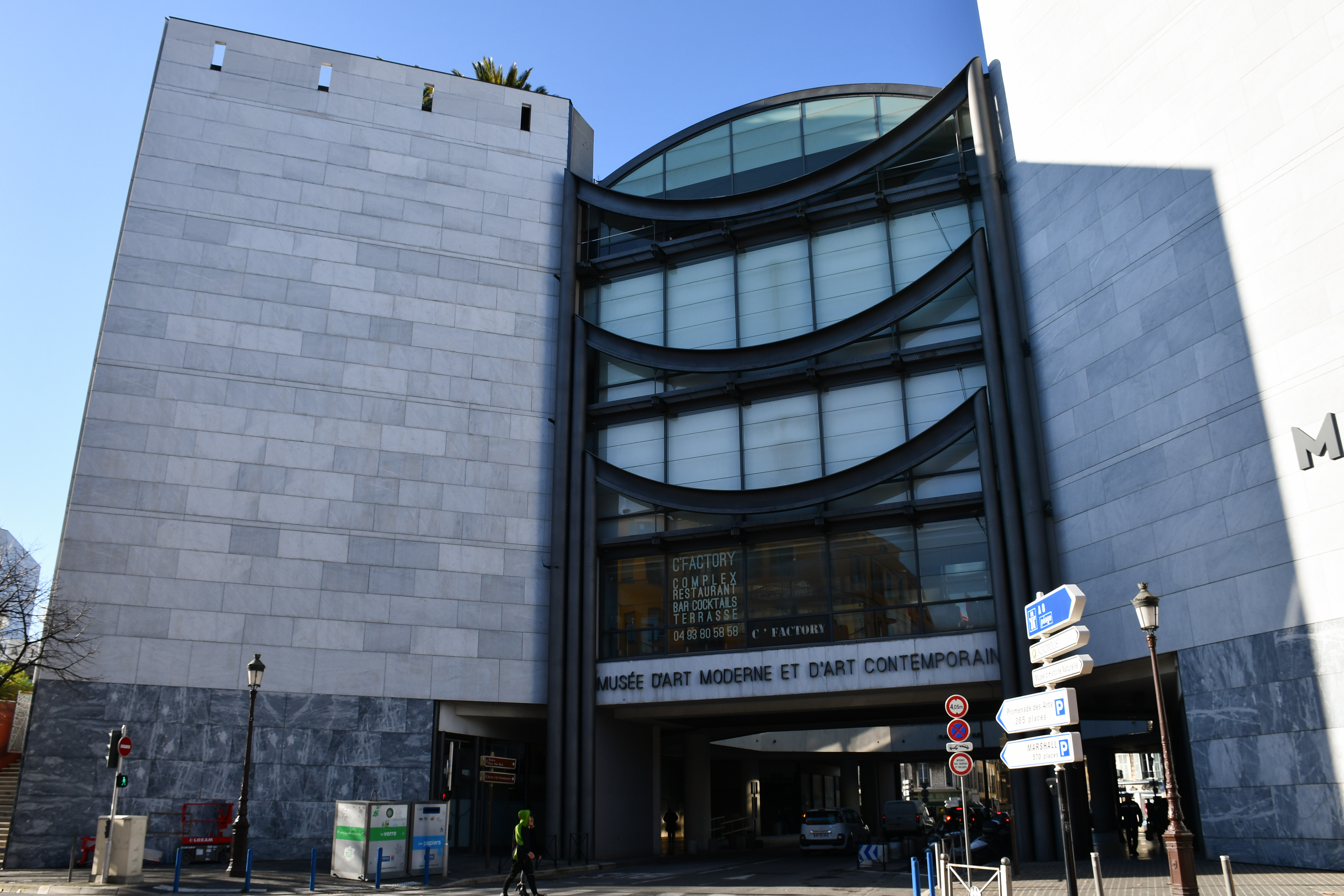 Musée d'Art Moderne et d'Art Contemporain (MAMAC)