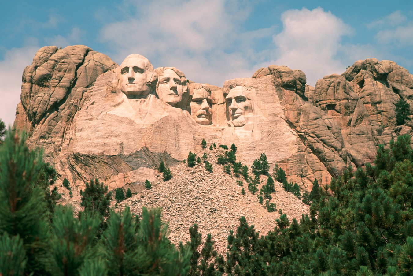 Escorted Wonders Of The Wild West With Denver, Yellowstone, Mount Rushmore & Canada