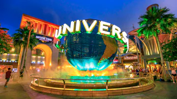 Singapore Sights & Universal Roller Coaster Heights With Far East Cruise!